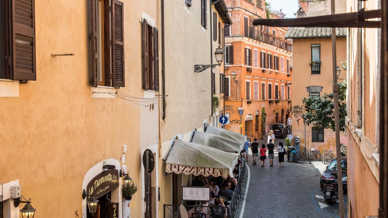 Rental In Rome Pelliccia Luaran gambar
