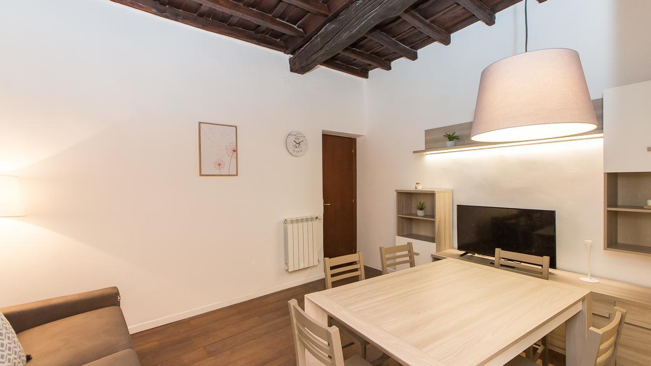 Rental In Rome Pelliccia Luaran gambar